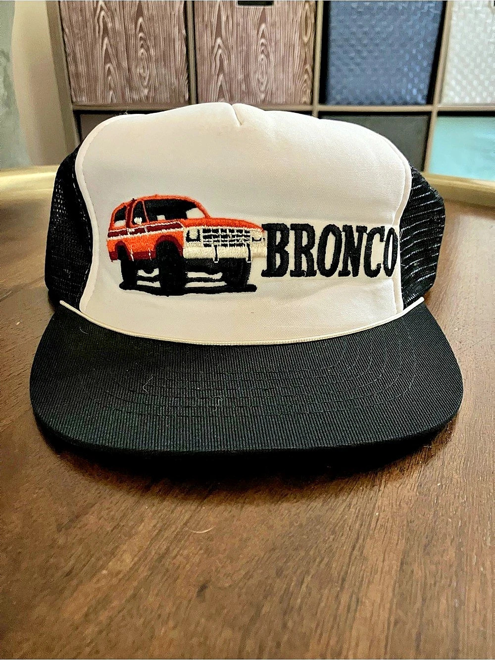 Vintage 80s Designer Award Cap Bronco Trucker Hat Black & White M/L